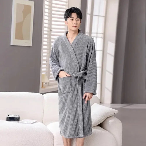 Absorbent Quick Drying Bath Towels Boys Bathrobes Thickened Coral Velvet Children Elongated Yukatas Capes Dressing Gowns Winter
